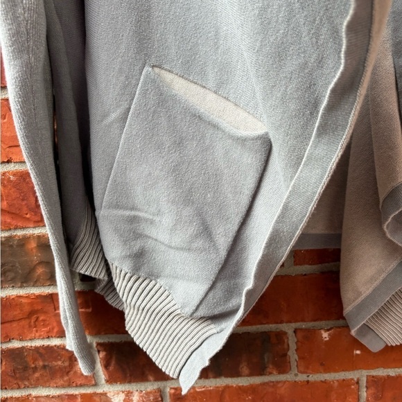 Cabi #5132 Women Medium Sage Green Cascading Waterfall Pocket Cardigan Sweater - Picture 4 of 11